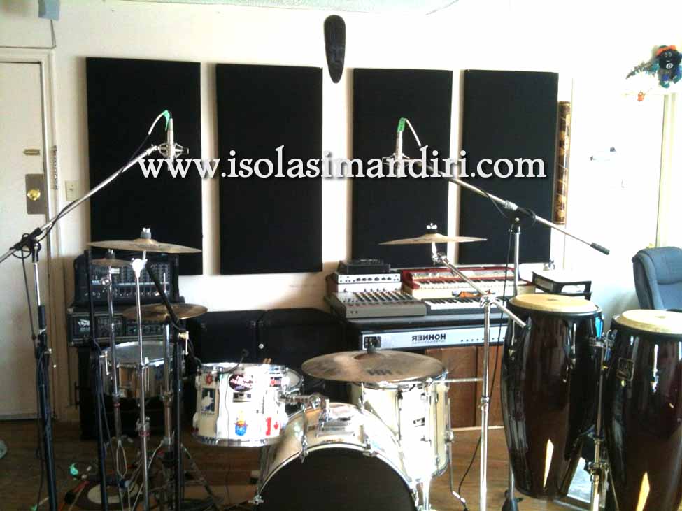 peredam suara ruangan